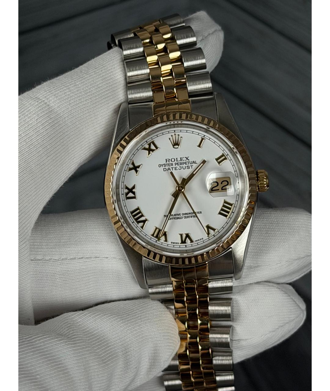 ROLEX Белые часы из желтого золота, фото 2