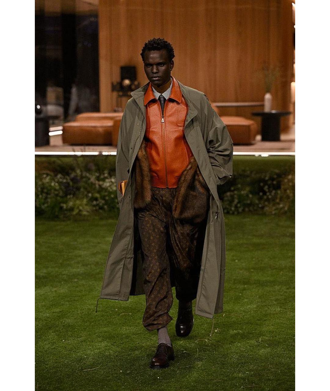 LOUIS VUITTON Коричневая кожаная куртка, фото 2