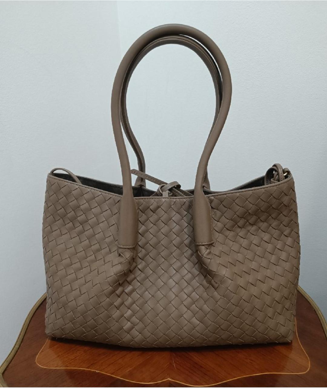 BOTTEGA VENETA Бежевая кожаная сумка через плечо, фото 3