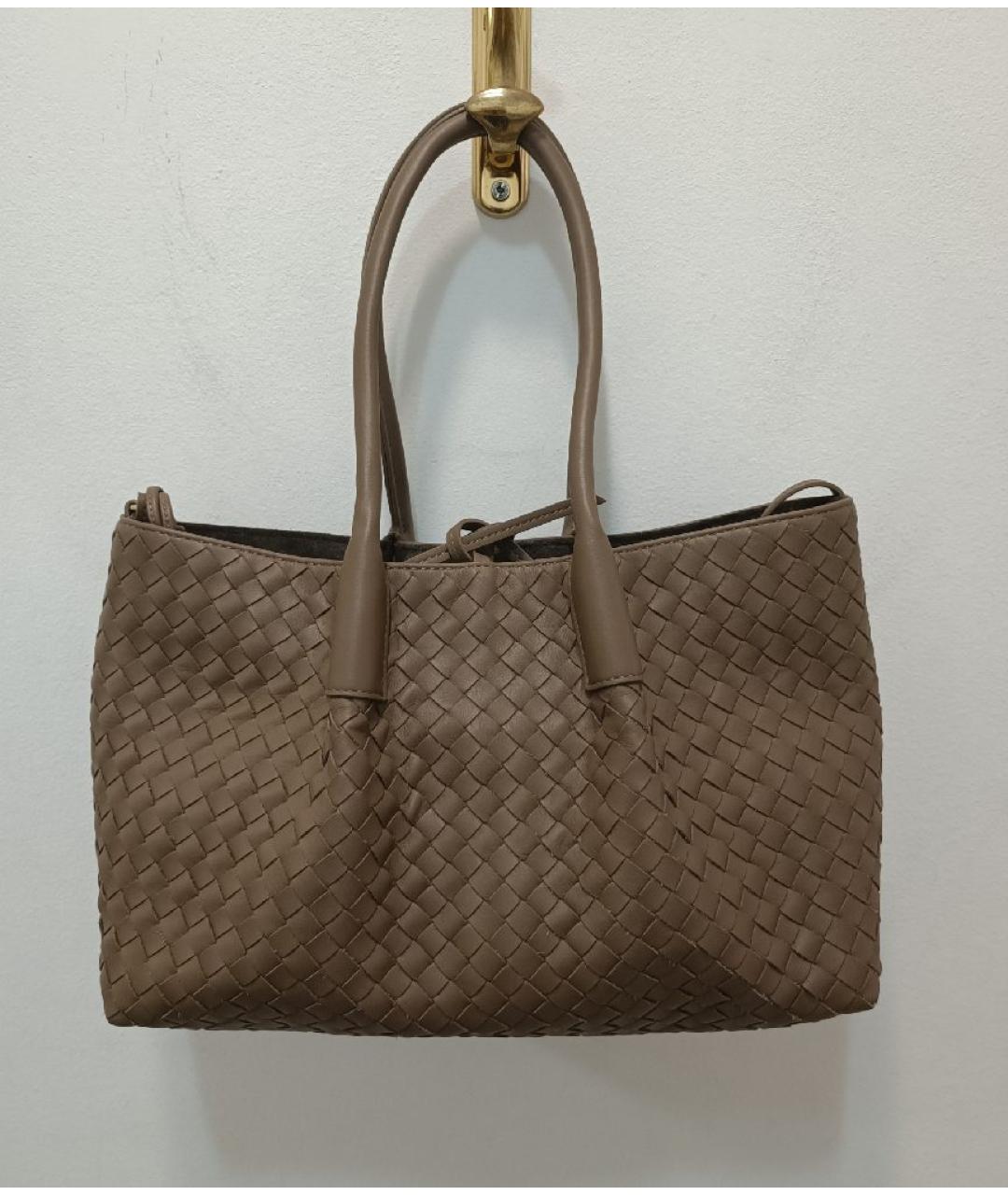 BOTTEGA VENETA Бежевая кожаная сумка через плечо, фото 8