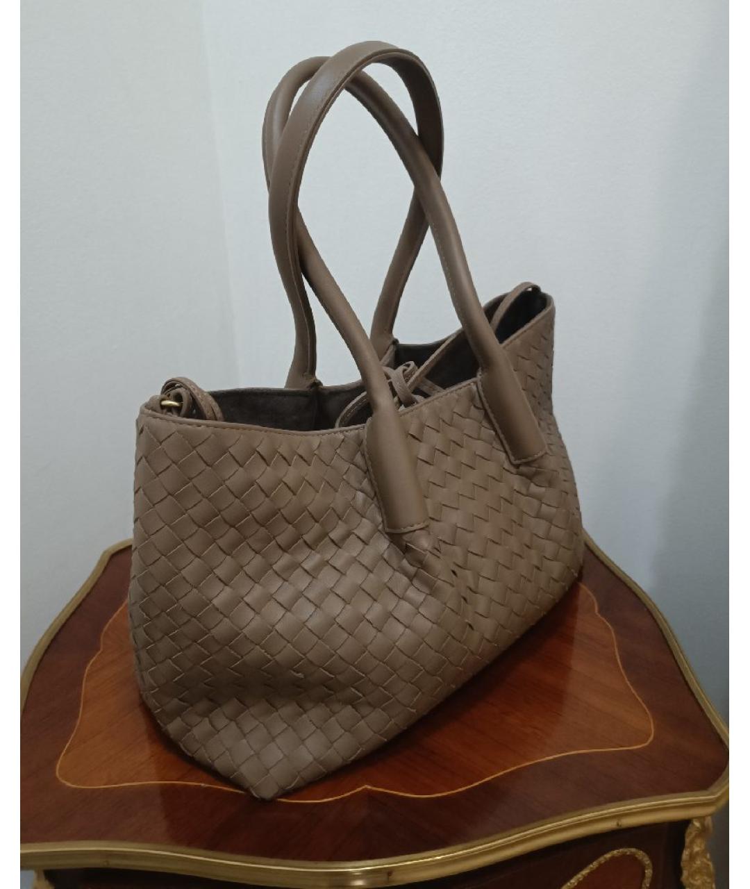 BOTTEGA VENETA Бежевая кожаная сумка через плечо, фото 2