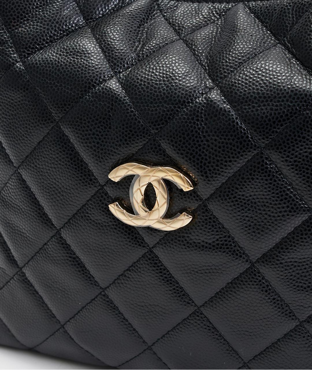 CHANEL Черная кожаная сумка с короткими ручками, фото 5