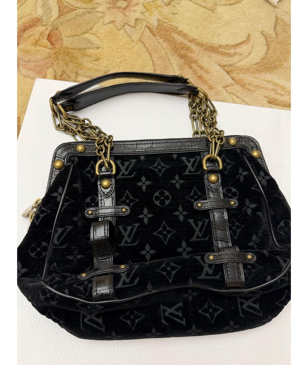 LOUIS VUITTON Черная замшевая сумка с короткими ручками, фото 2