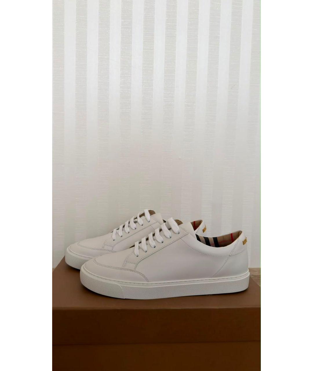 BURBERRY Белые кожаные кеды, фото 4
