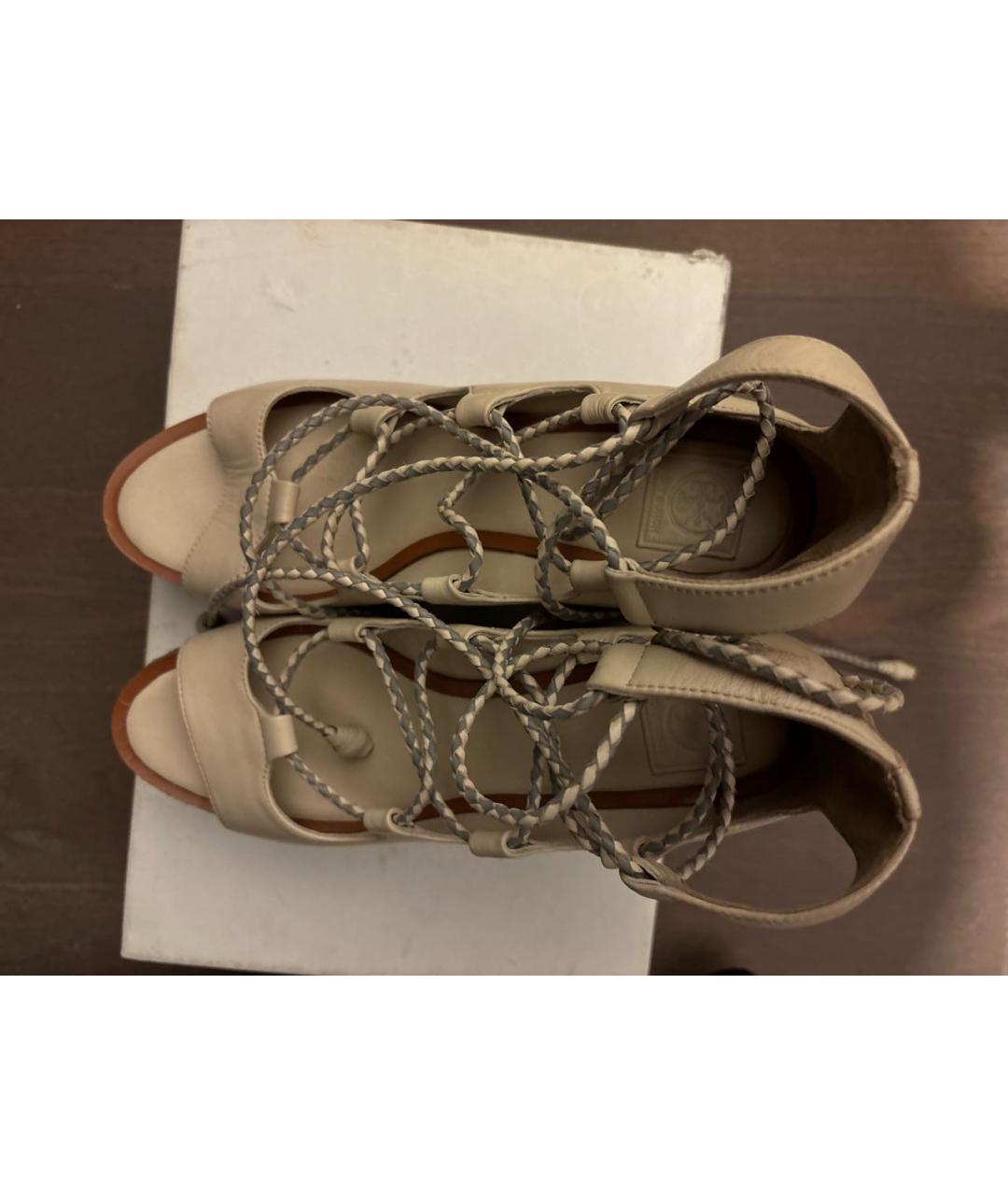 TORY BURCH Бежевые кожаные босоножки, фото 3