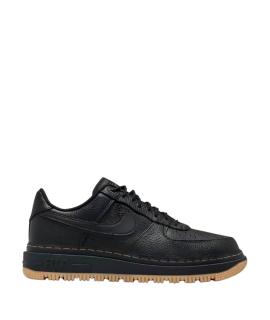 NIKE Низкие кроссовки / кеды