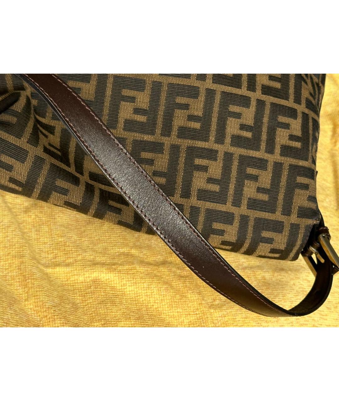 FENDI Коричневая сумка с короткими ручками из канвы, фото 6