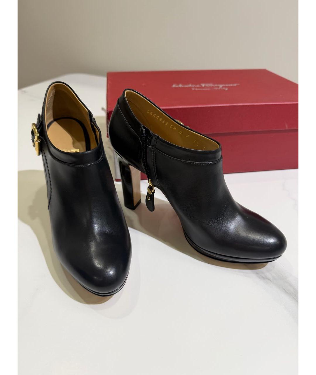 FERRAGAMO Черные кожаные ботильоны, фото 6