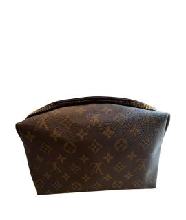 LOUIS VUITTON Косметичка