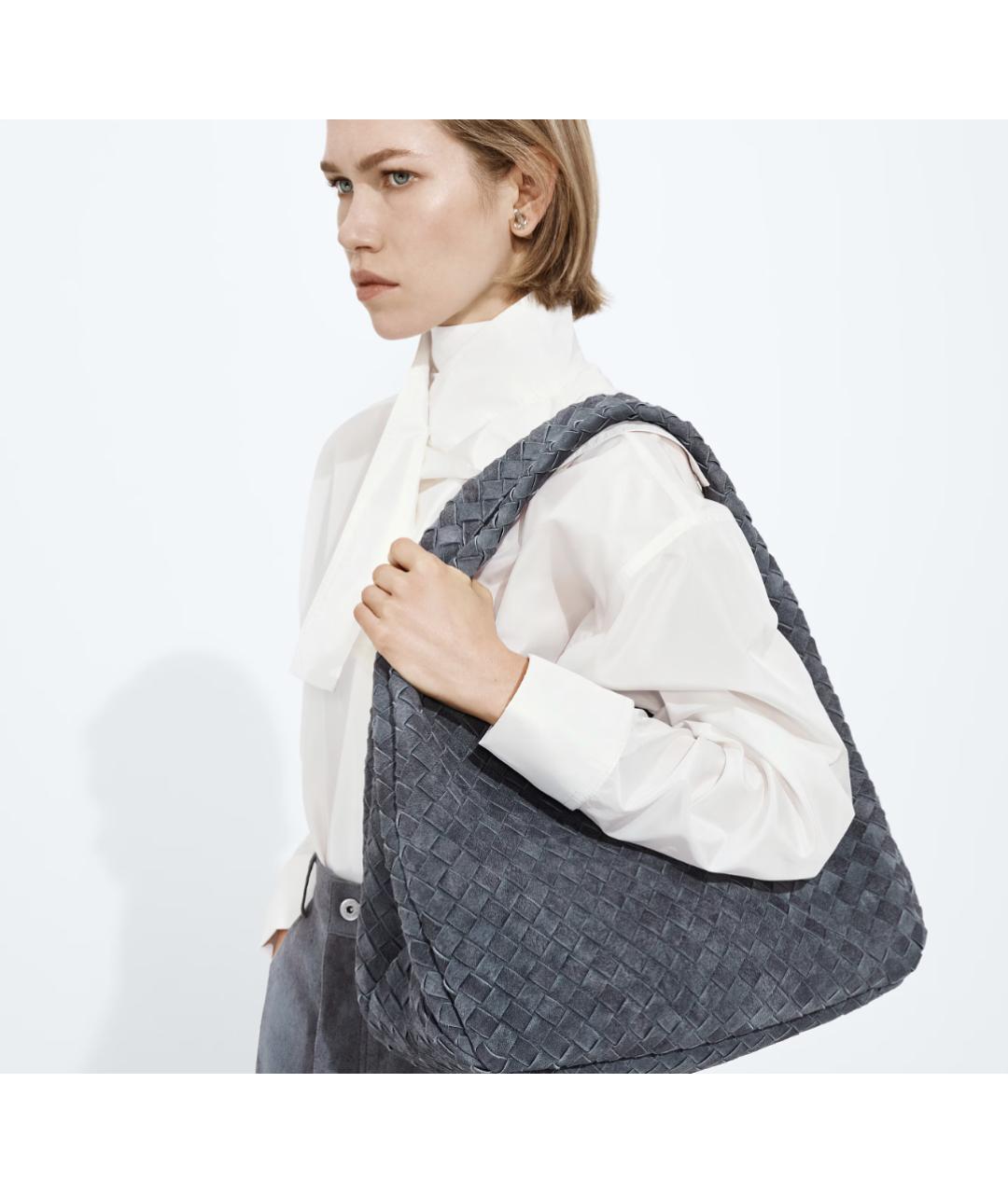 BOTTEGA VENETA Серая сумка тоут из канвы, фото 6