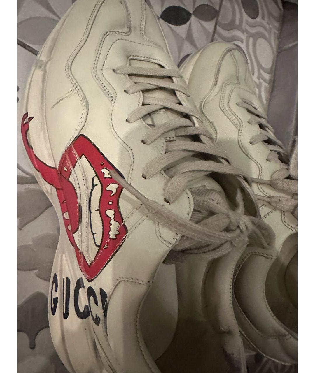 GUCCI Белые кожаные низкие кроссовки / кеды, фото 2