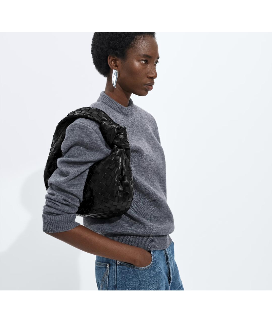 BOTTEGA VENETA Черная кожаная сумка с короткими ручками, фото 4