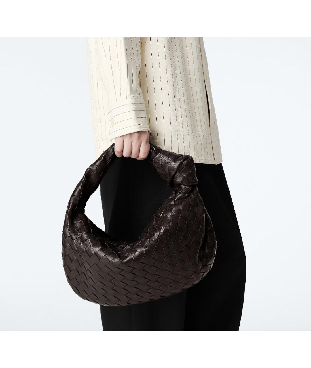 BOTTEGA VENETA Коричневая кожаная сумка с короткими ручками, фото 4