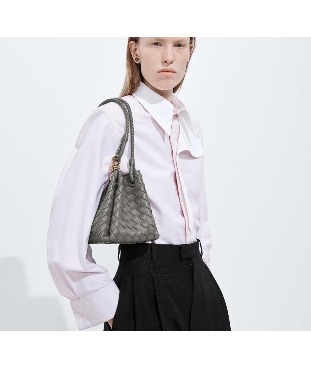 BOTTEGA VENETA Бежевая кожаная сумка тоут, фото 2