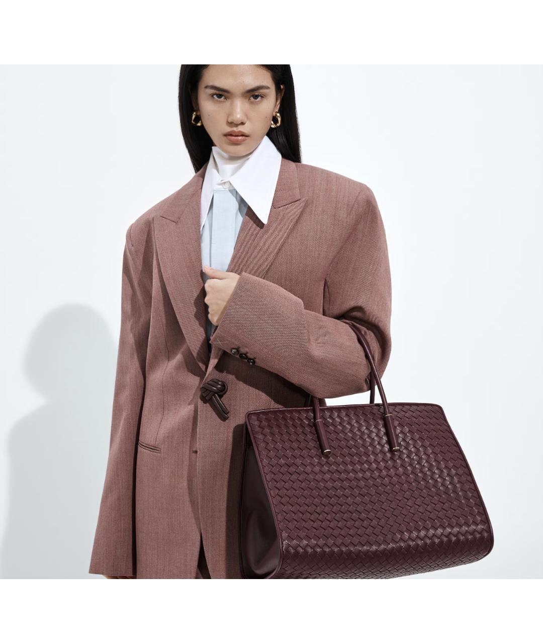 BOTTEGA VENETA Бордовая кожаная сумка тоут, фото 2