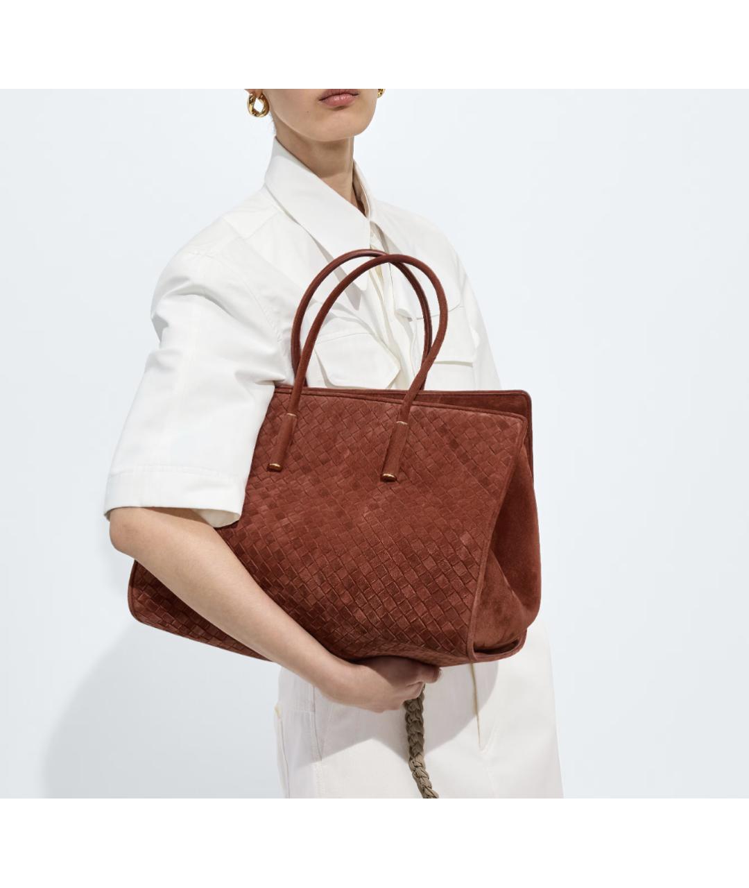 BOTTEGA VENETA Коричневая кожаная сумка тоут, фото 2