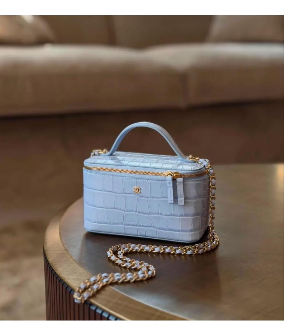 CHANEL Голубая кожаная сумка с короткими ручками, фото 2