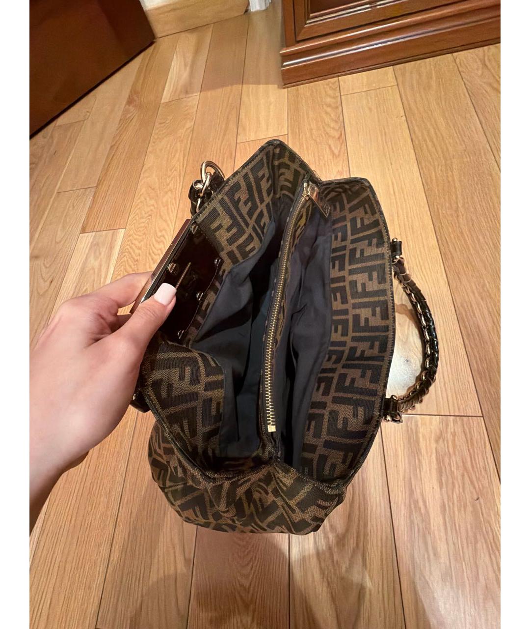 FENDI Коричневая тканевая сумка с короткими ручками, фото 4