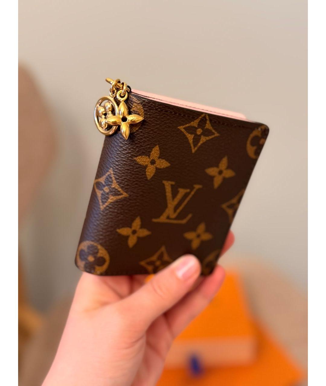 LOUIS VUITTON Коричневый кожаный кошелек, фото 2