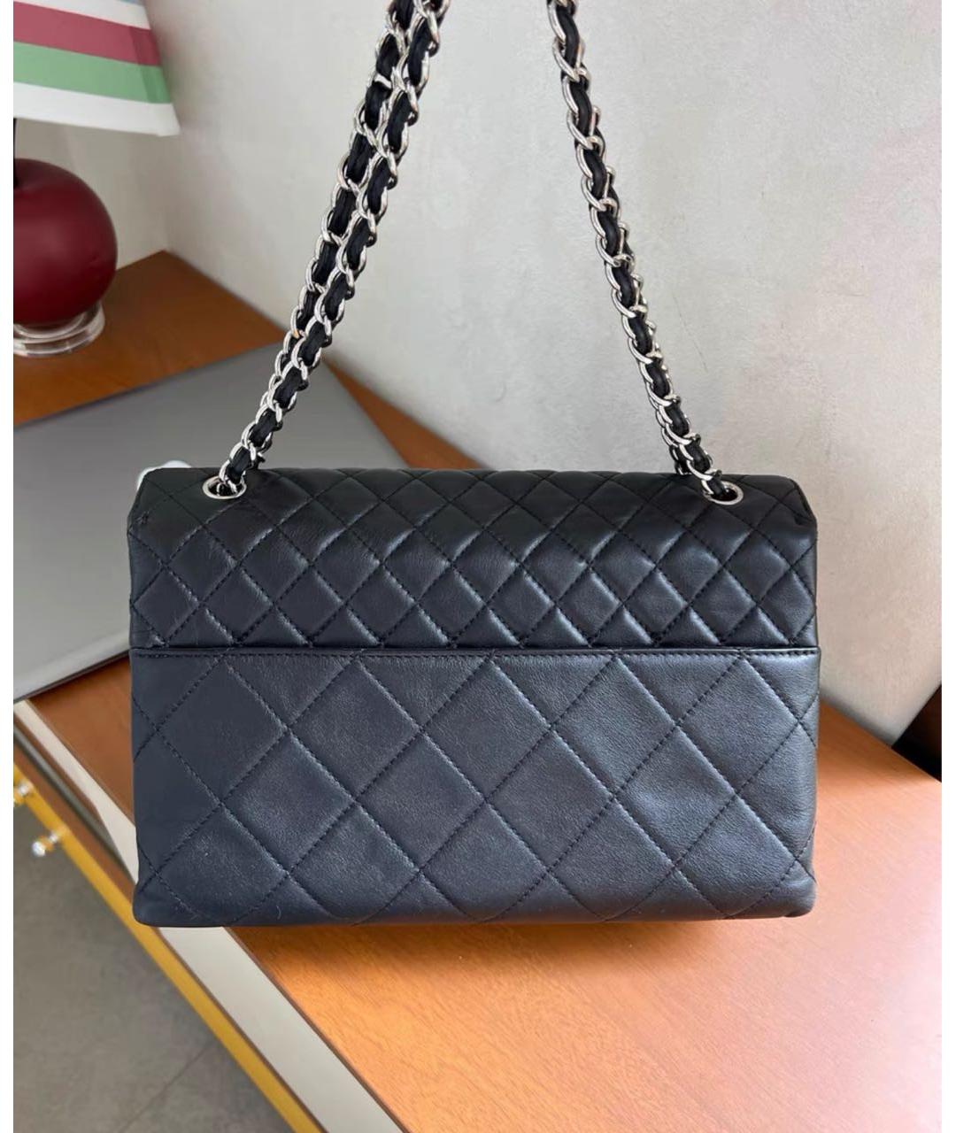 CHANEL Черная кожаная сумка через плечо, фото 6
