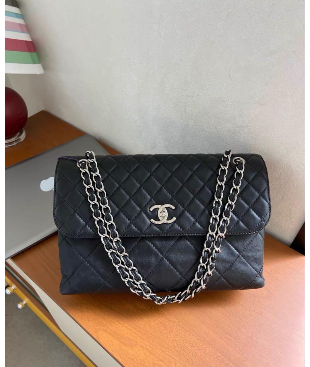 CHANEL Черная кожаная сумка через плечо, фото 8