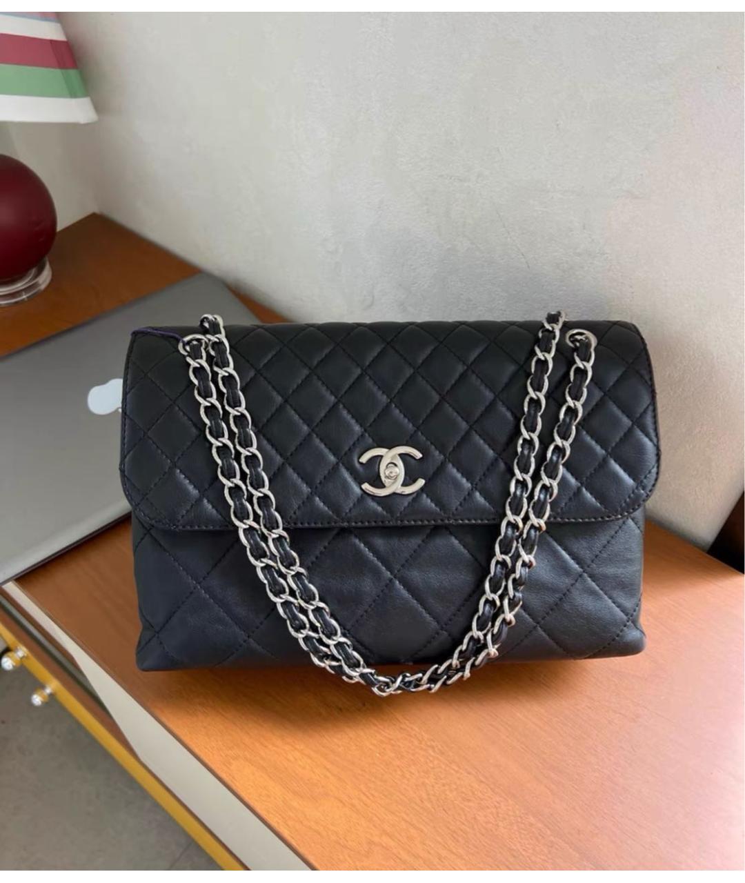CHANEL Черная кожаная сумка через плечо, фото 4