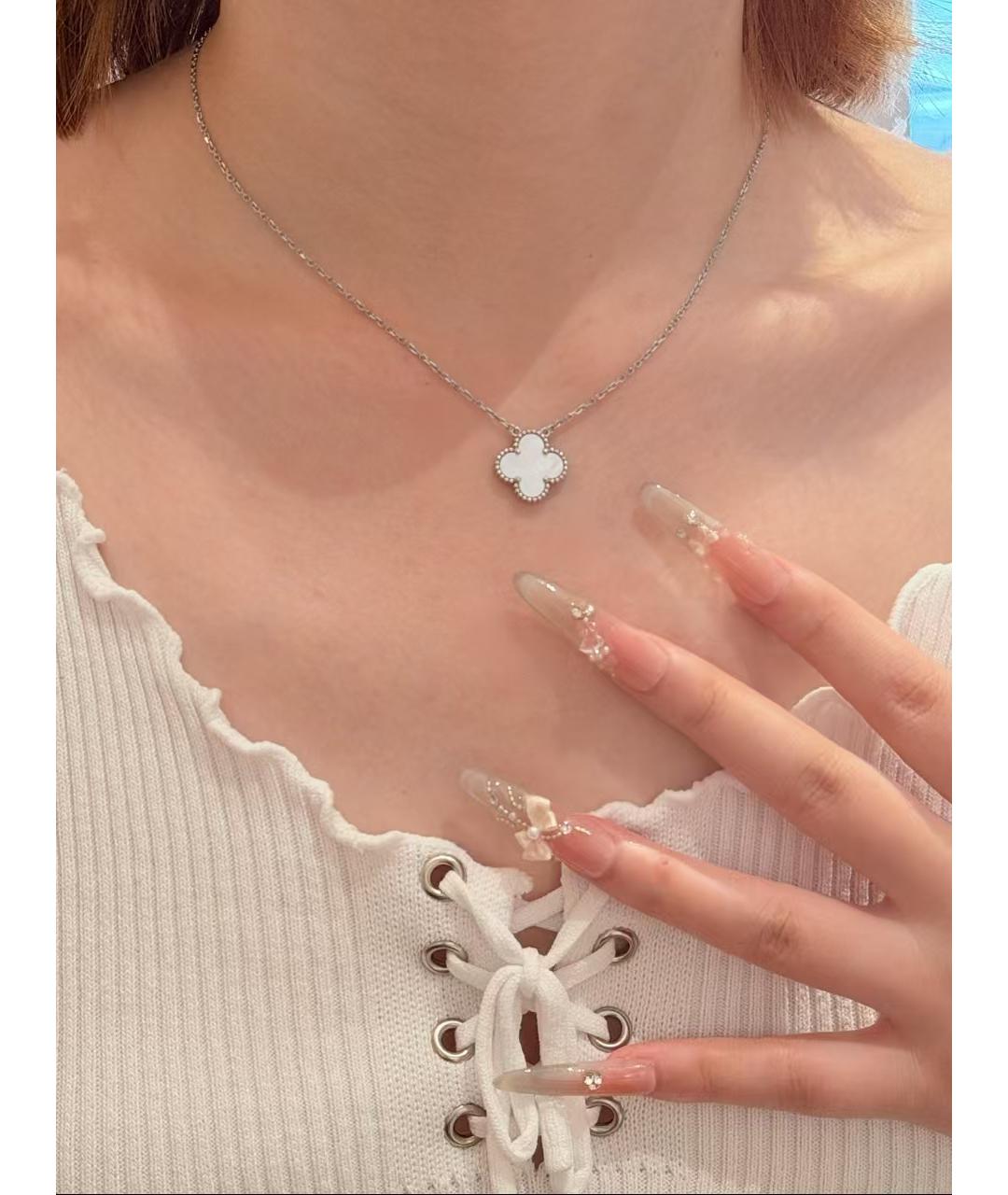 VAN CLEEF & ARPELS Серебряная подвеска из белого золота, фото 4