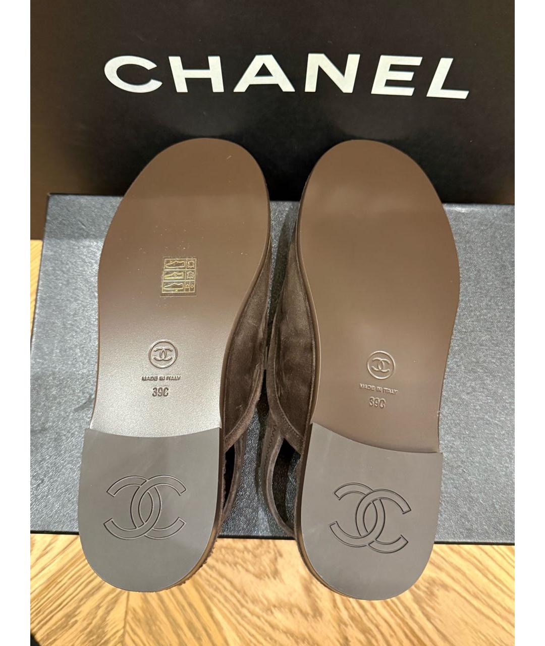 CHANEL Коричневые замшевые лоферы, фото 5