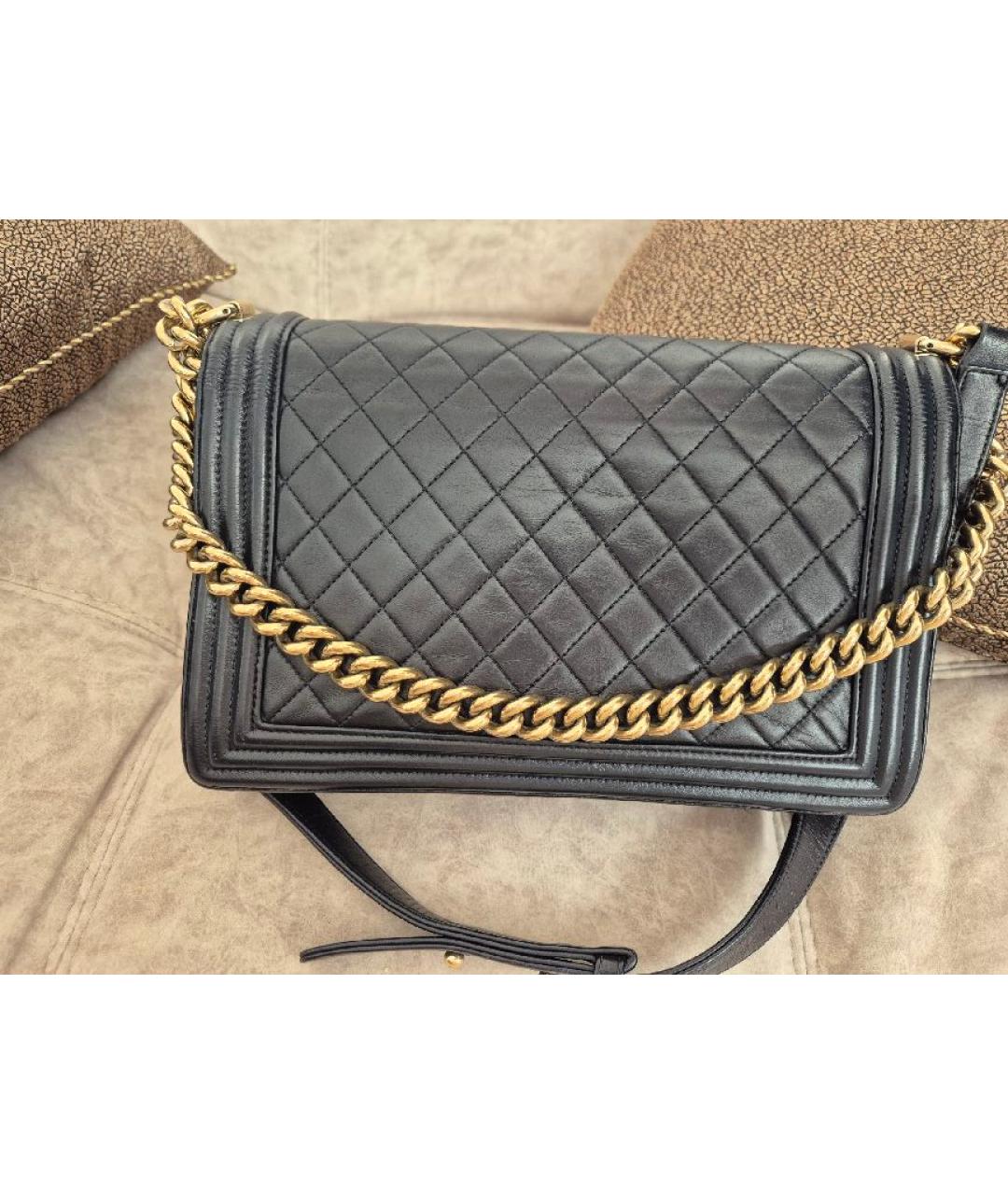 CHANEL Темно-синяя кожаная сумка через плечо, фото 3