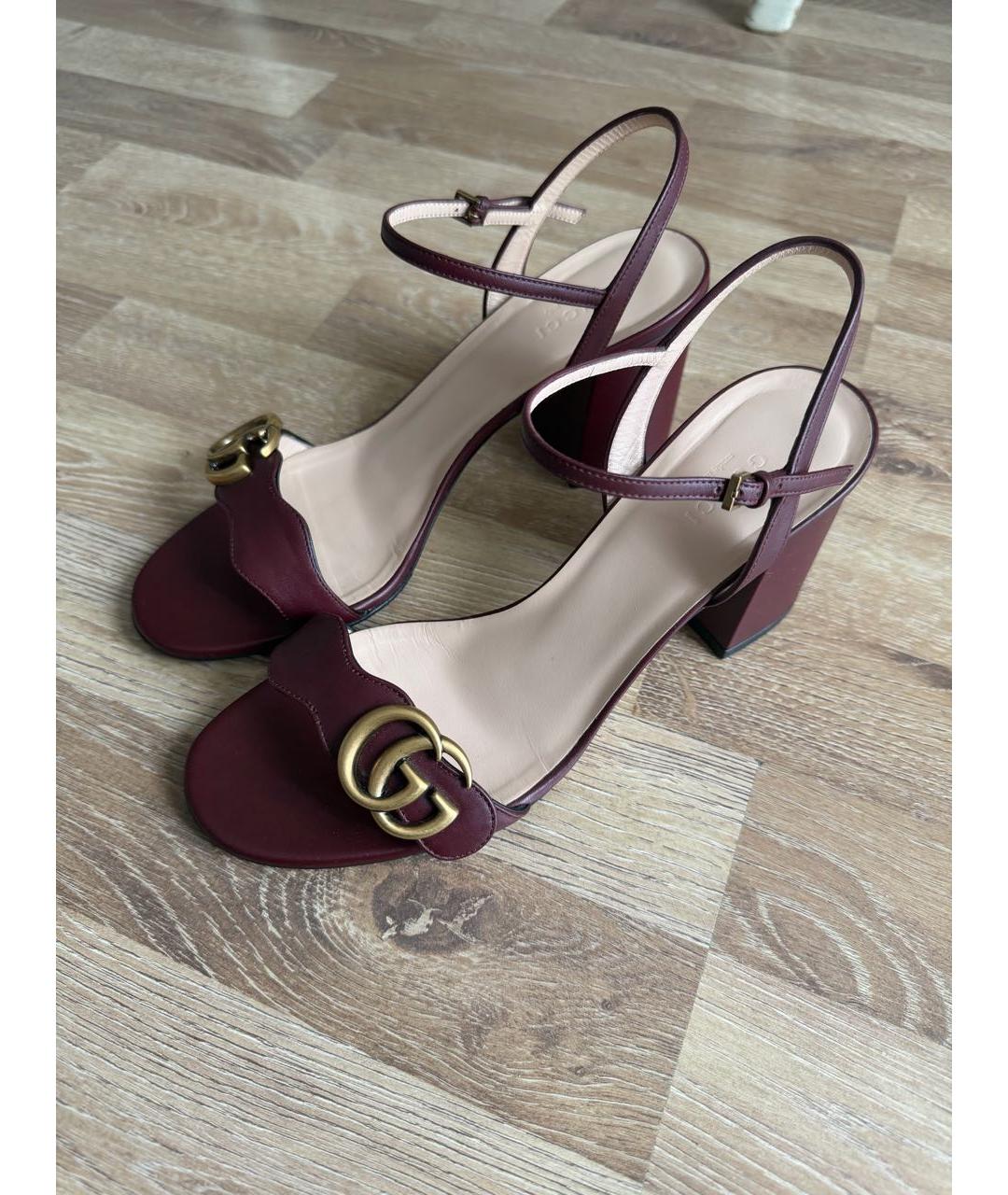 GUCCI Бордовые кожаные босоножки, фото 2
