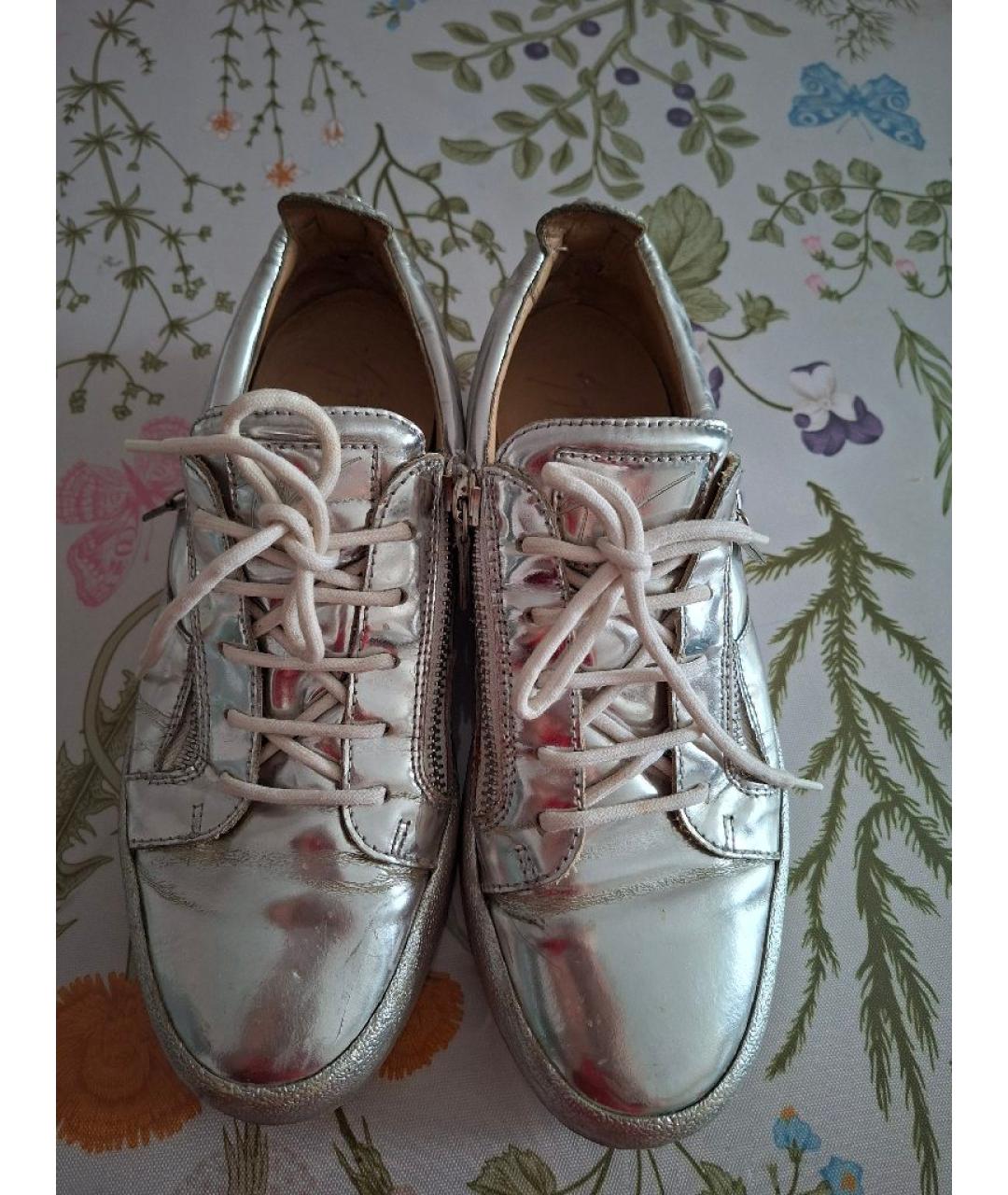 GIUSEPPE ZANOTTI DESIGN Серебряные кожаные низкие кроссовки / кеды, фото 2