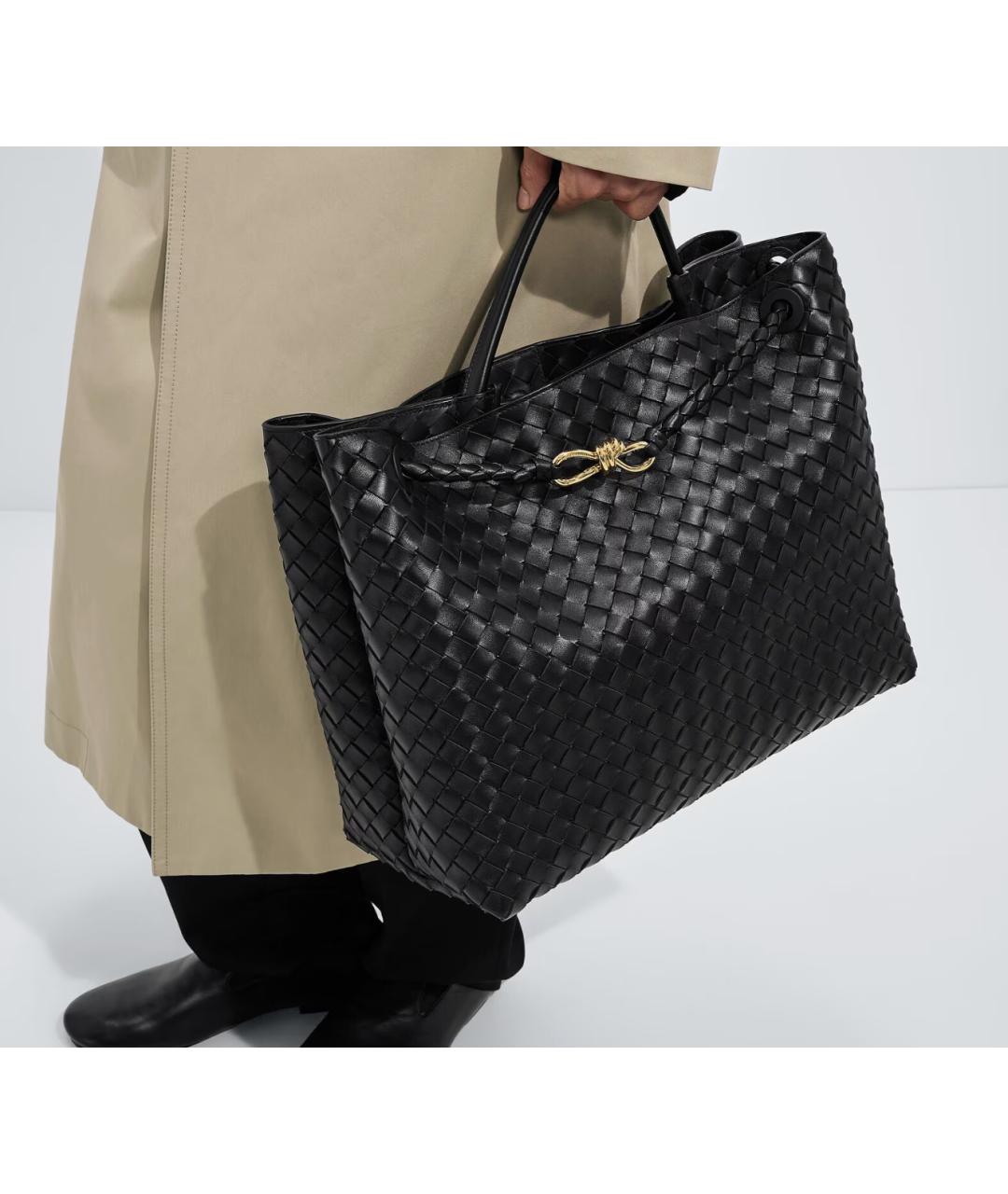 BOTTEGA VENETA Черная кожаная сумка через плечо, фото 2