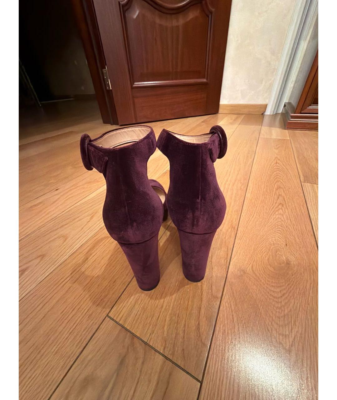 GIANVITO ROSSI Бордовые бархатные туфли, фото 4