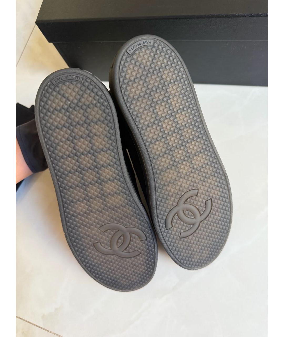 CHANEL Черные замшевые кеды, фото 5