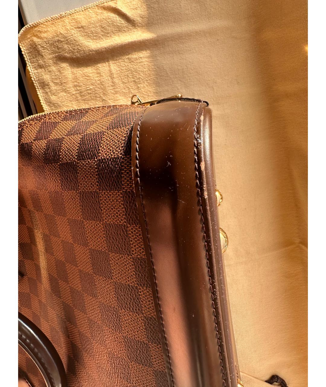 LOUIS VUITTON Коричневая кожаная сумка с короткими ручками, фото 3