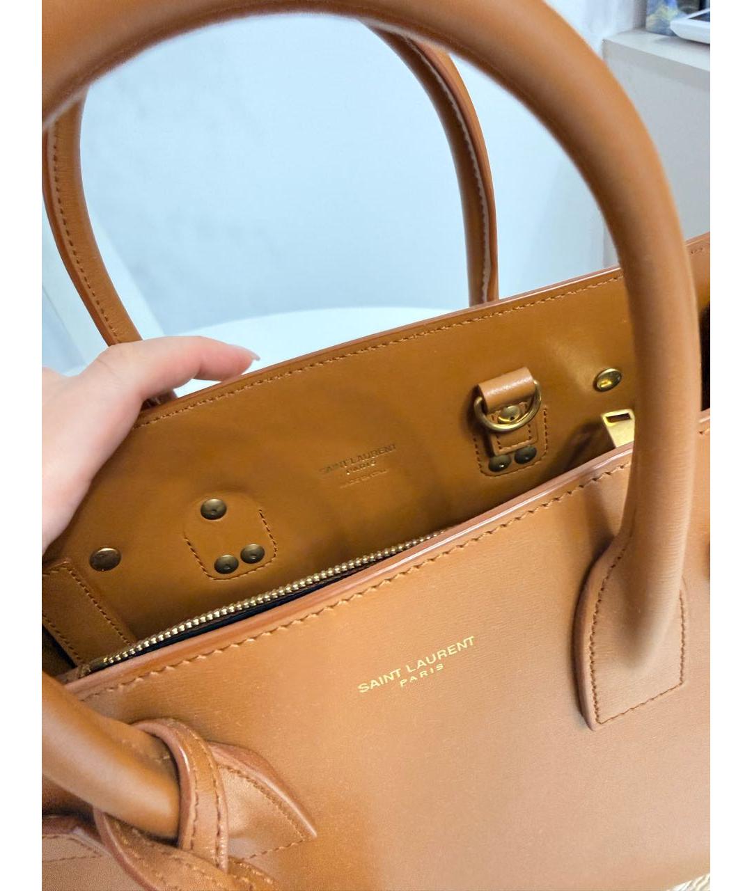 SAINT LAURENT Коричневая кожаная сумка с короткими ручками, фото 3