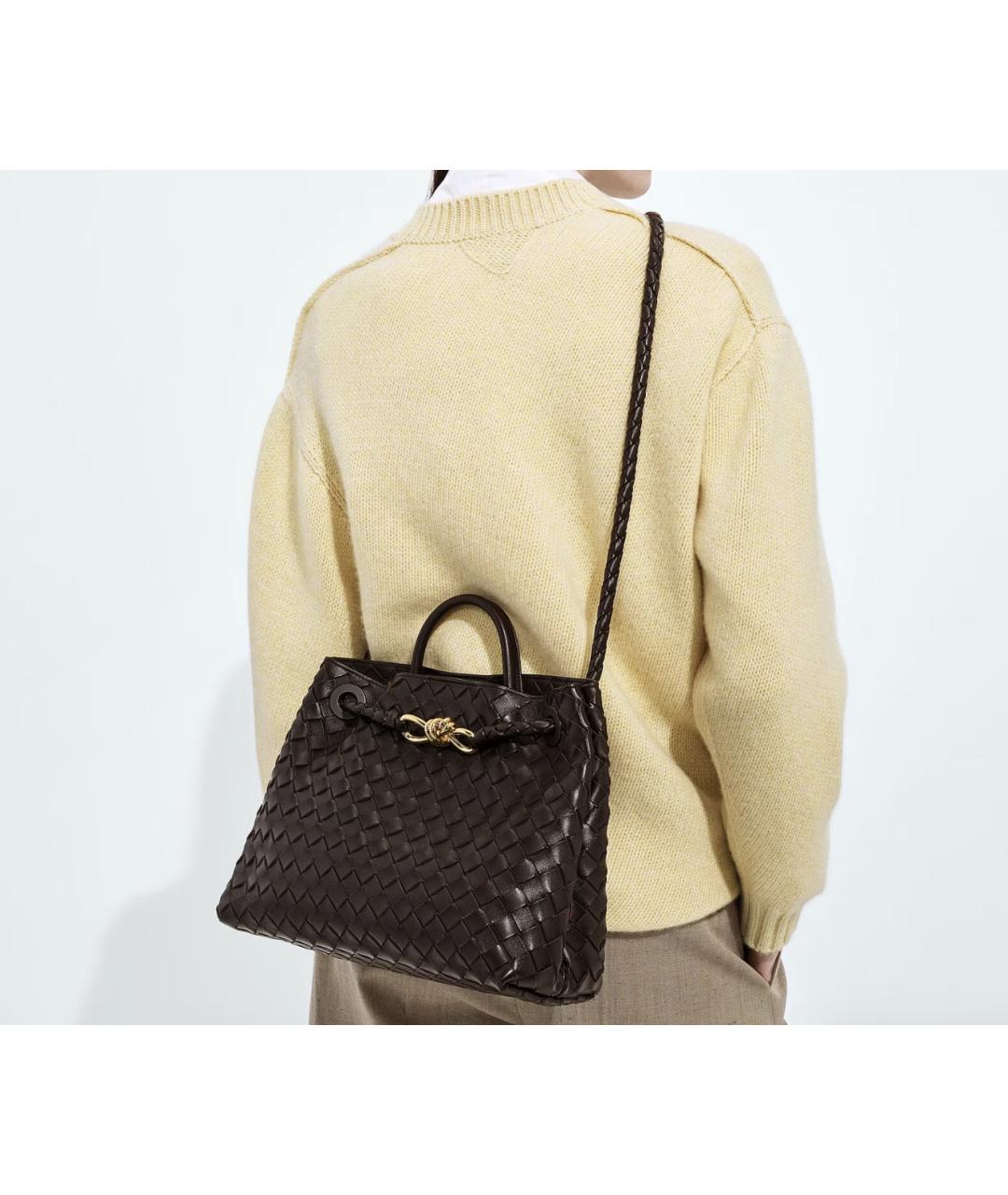 BOTTEGA VENETA Коричневая кожаная сумка с короткими ручками, фото 2