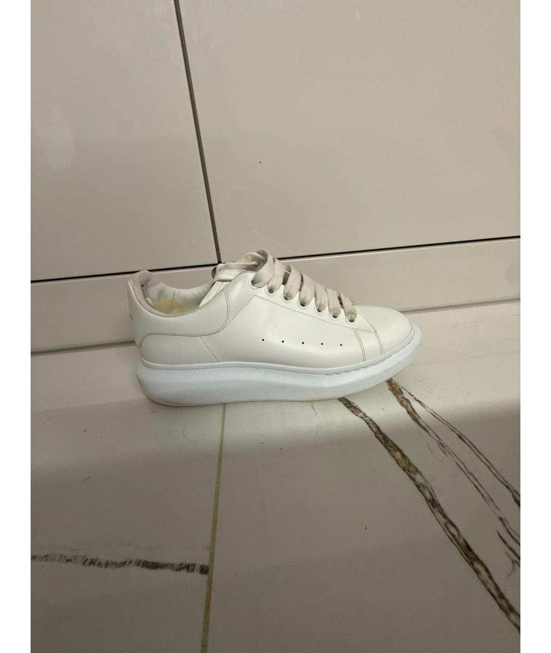 ALEXANDER MCQUEEN Белые кожаные низкие кроссовки / кеды, фото 5