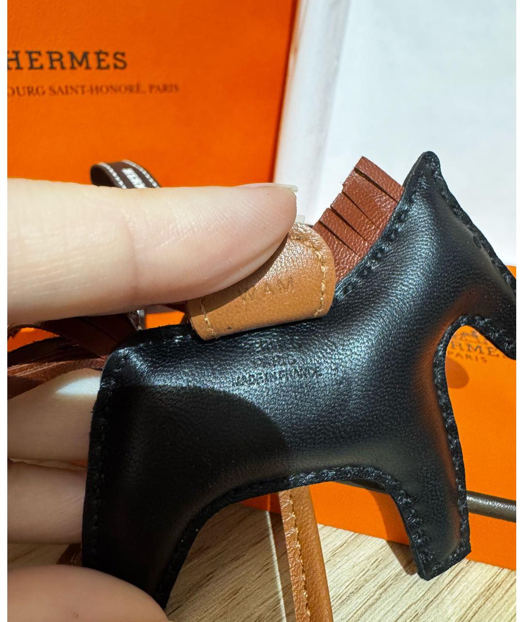 HERMES Черный брелок, фото 2