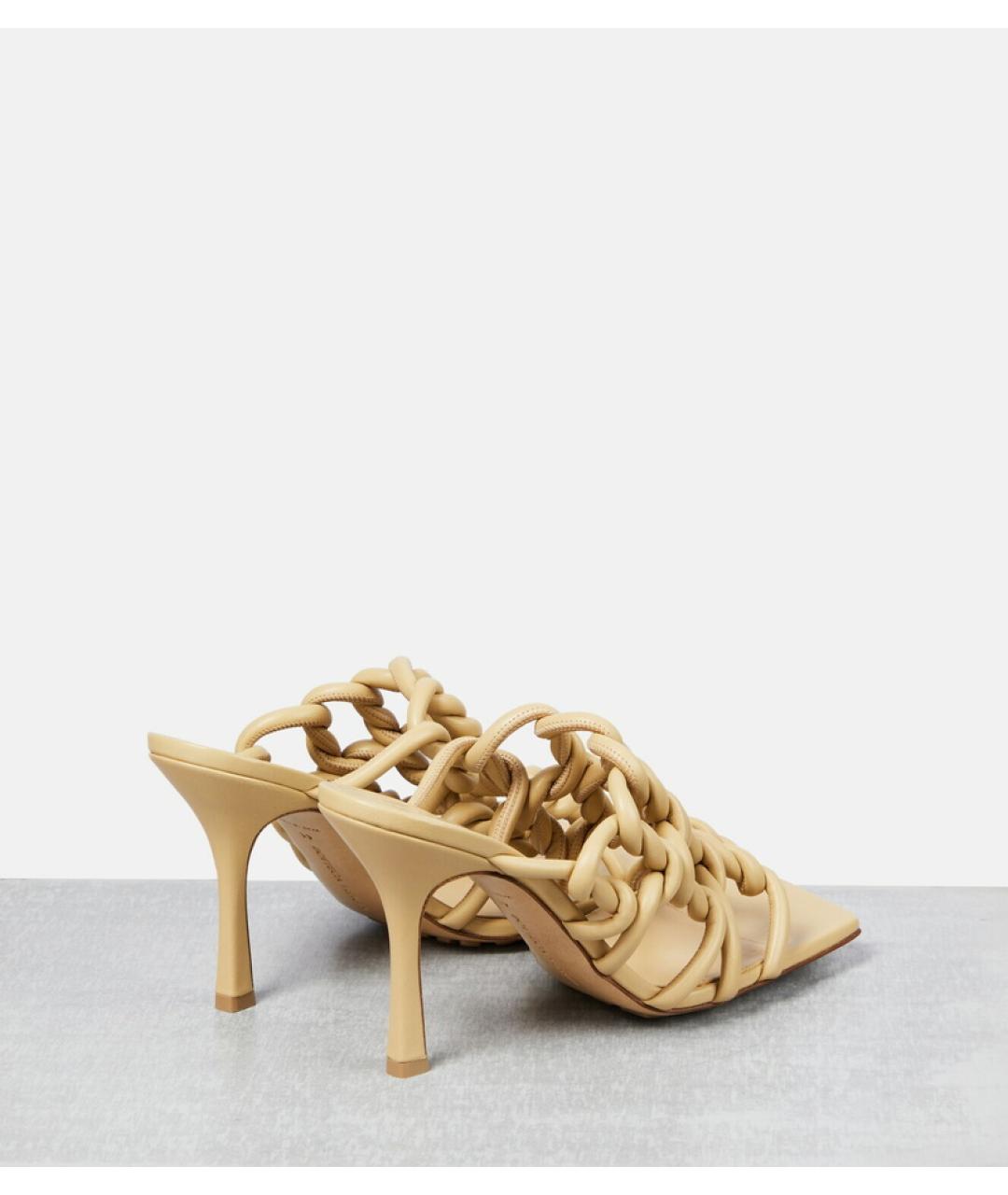 BOTTEGA VENETA Бежевые кожаные мюли, фото 4