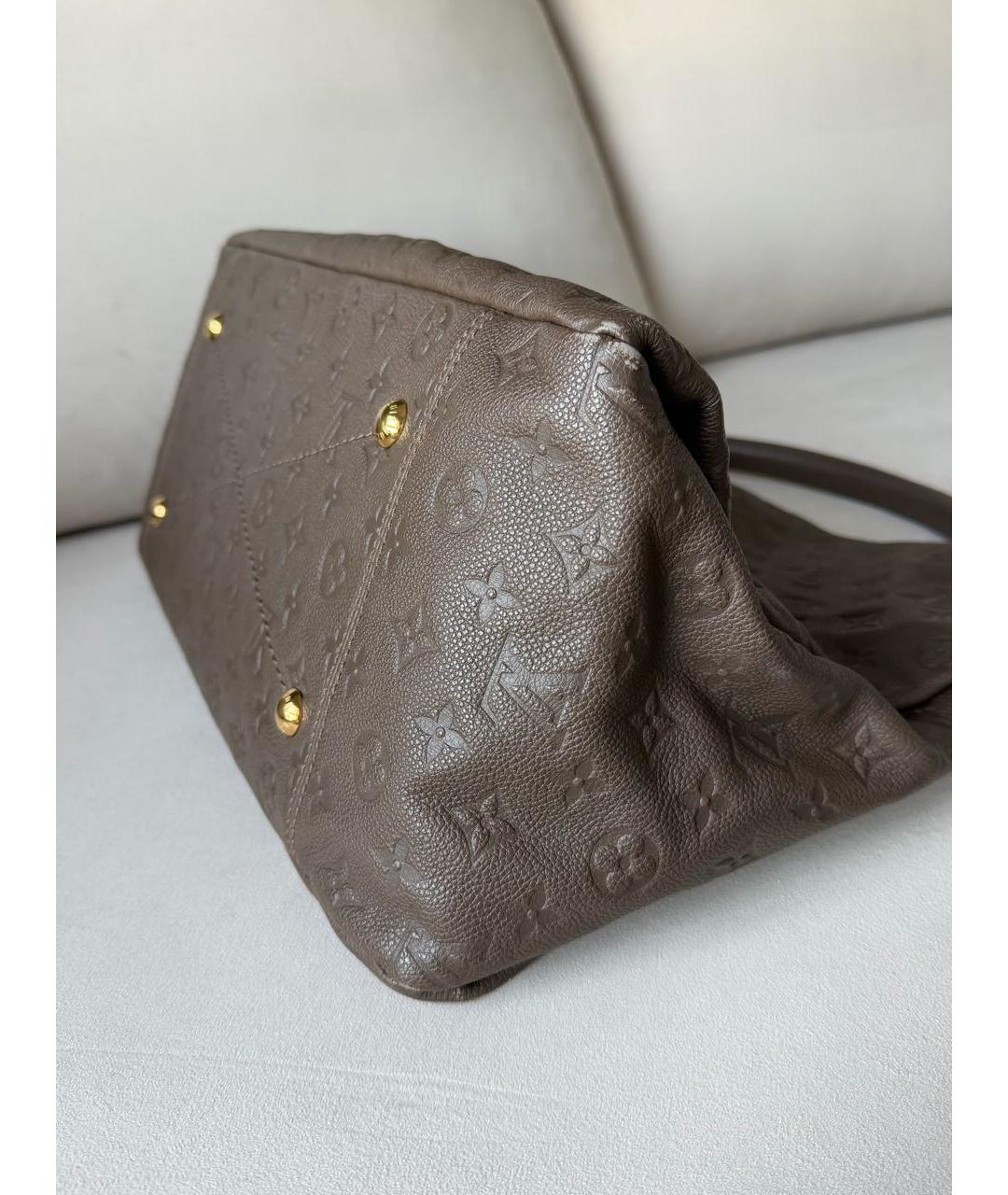 LOUIS VUITTON Бежевая кожаная сумка с короткими ручками, фото 6