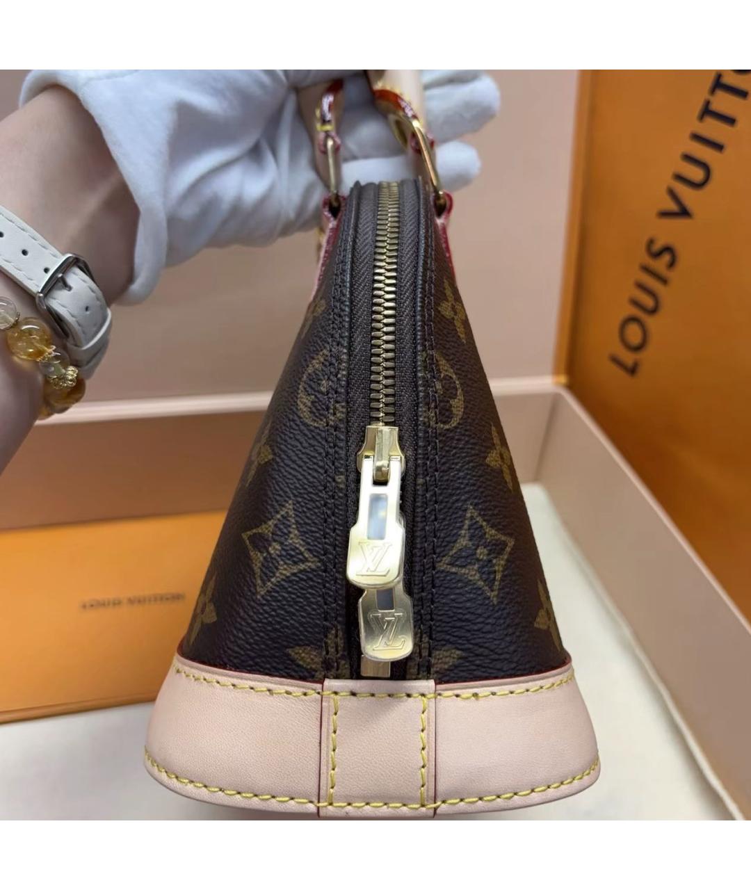 LOUIS VUITTON Коричневая сумка через плечо из канвы, фото 2