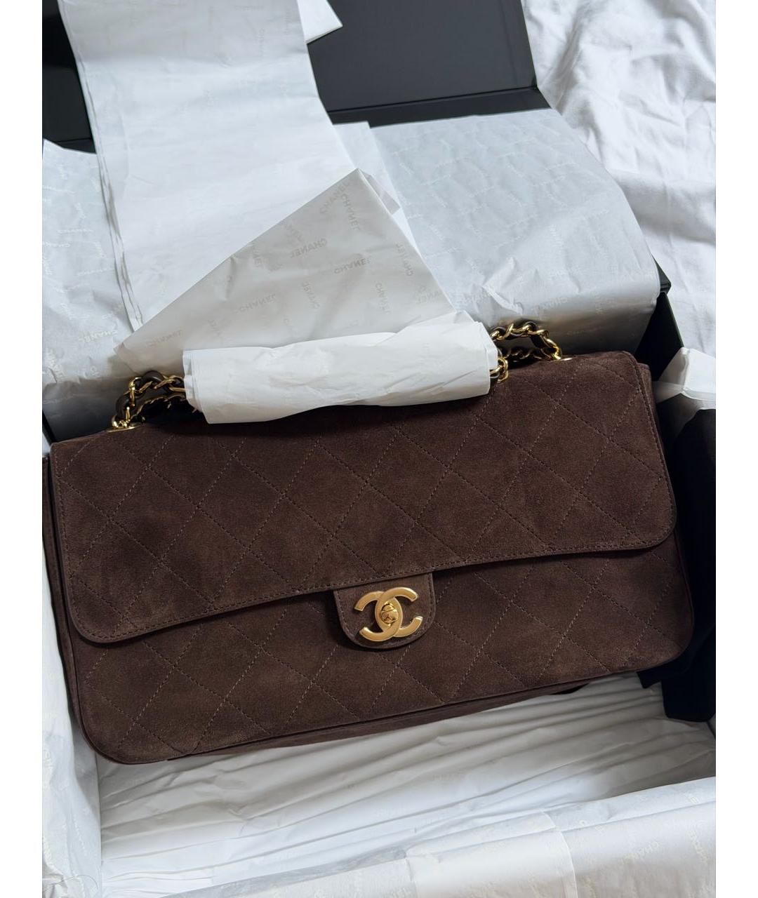 CHANEL Коричневая замшевая сумка с короткими ручками, фото 4