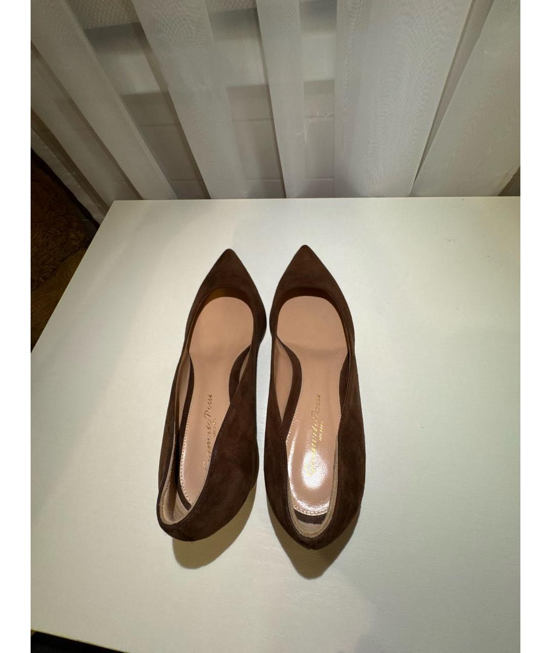GIANVITO ROSSI Коричневые замшевые туфли, фото 3