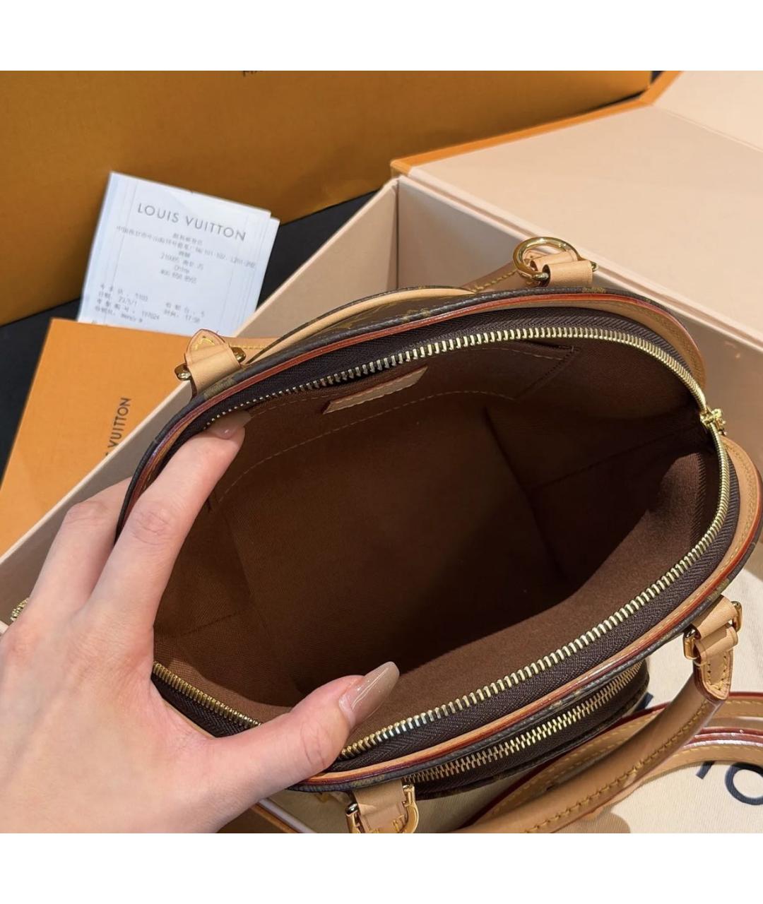 LOUIS VUITTON Коричневая сумка с короткими ручками из канвы, фото 3