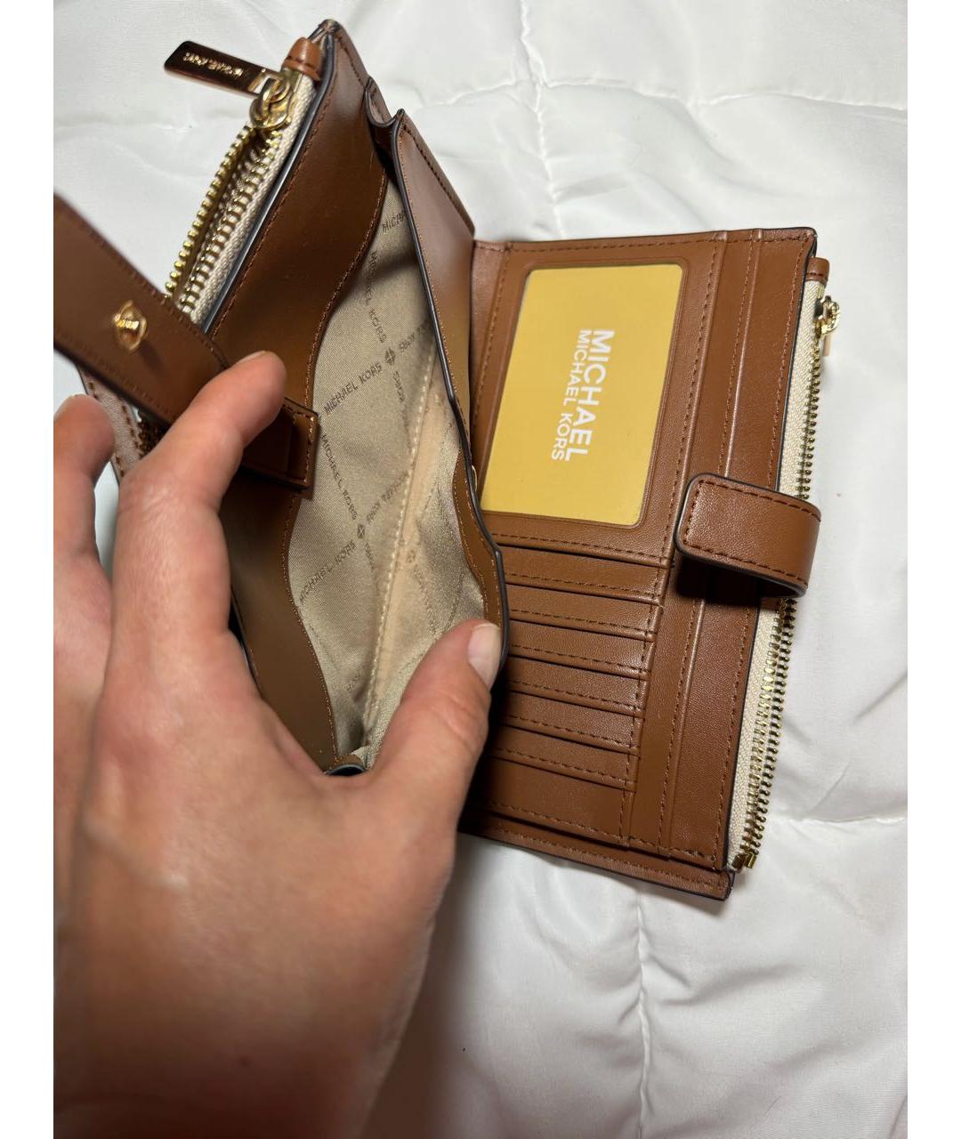 MICHAEL KORS Бежевый кожаный кошелек, фото 7