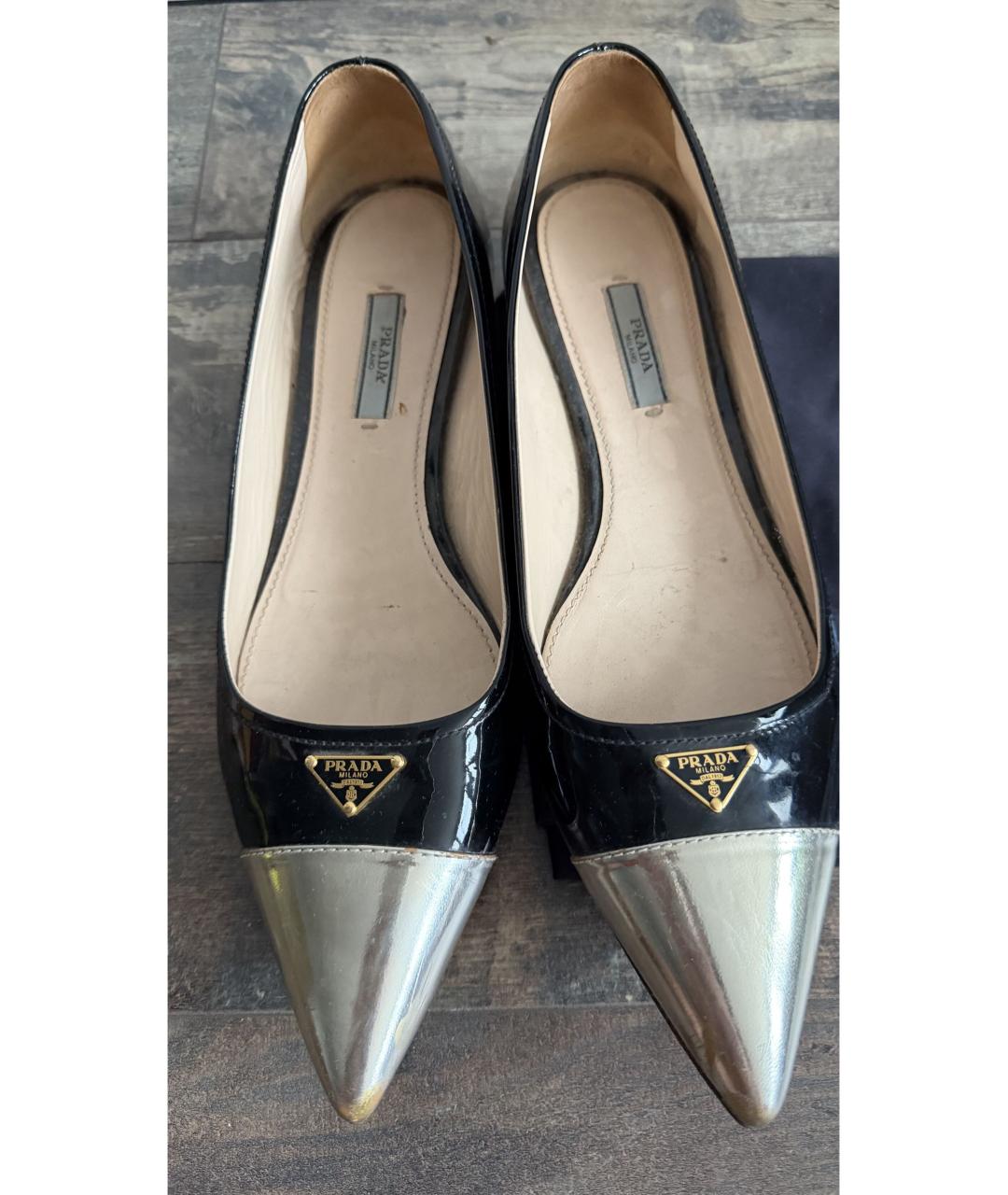 PRADA Черные балетки из лакированной кожи, фото 2