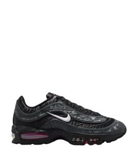 NIKE Низкие кроссовки / кеды