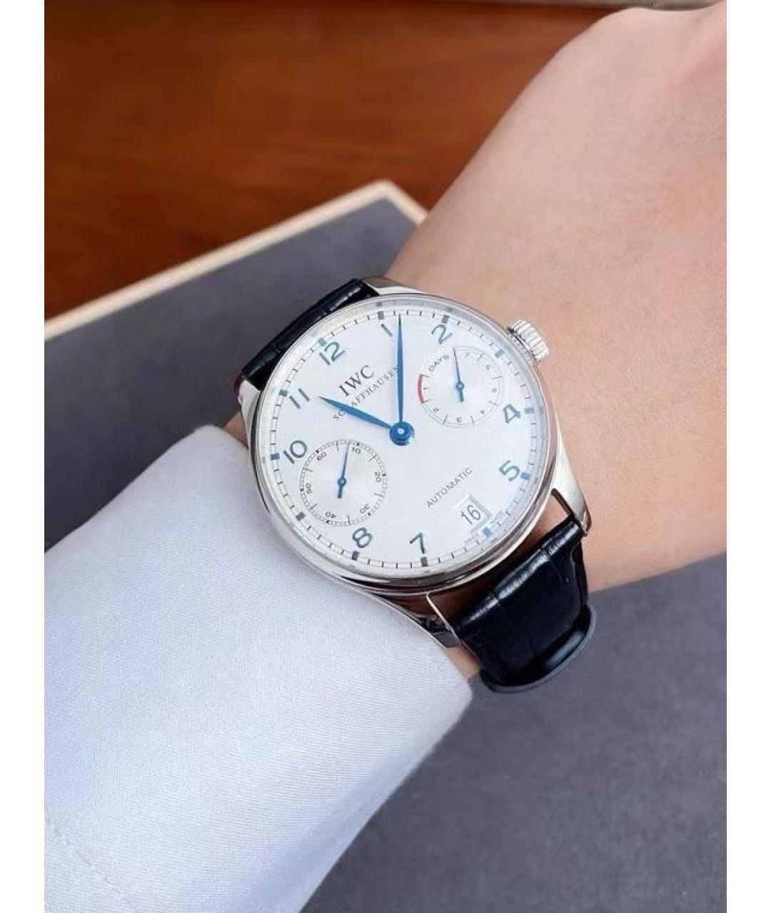 IWC Белые металлические часы, фото 6