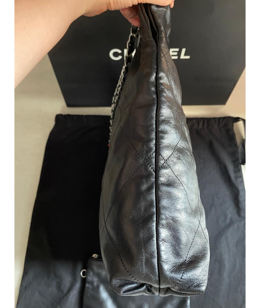 CHANEL Черная кожаная сумка через плечо, фото 4